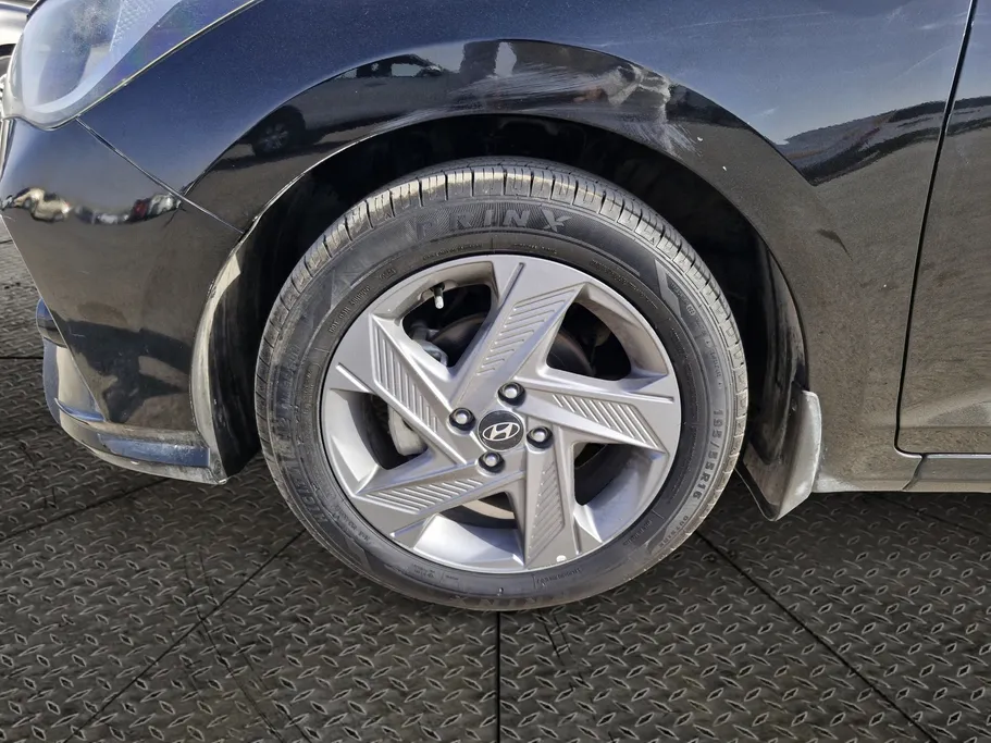 2021 Hyundai Accent Mid 