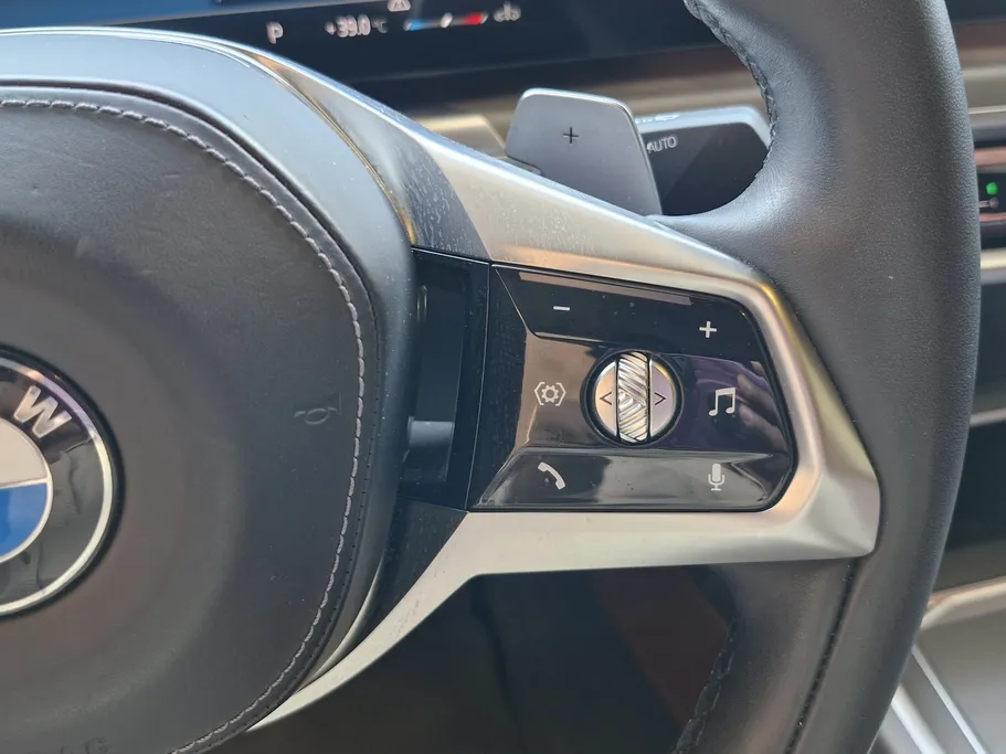 2023 BMW 7 Series 740 i 