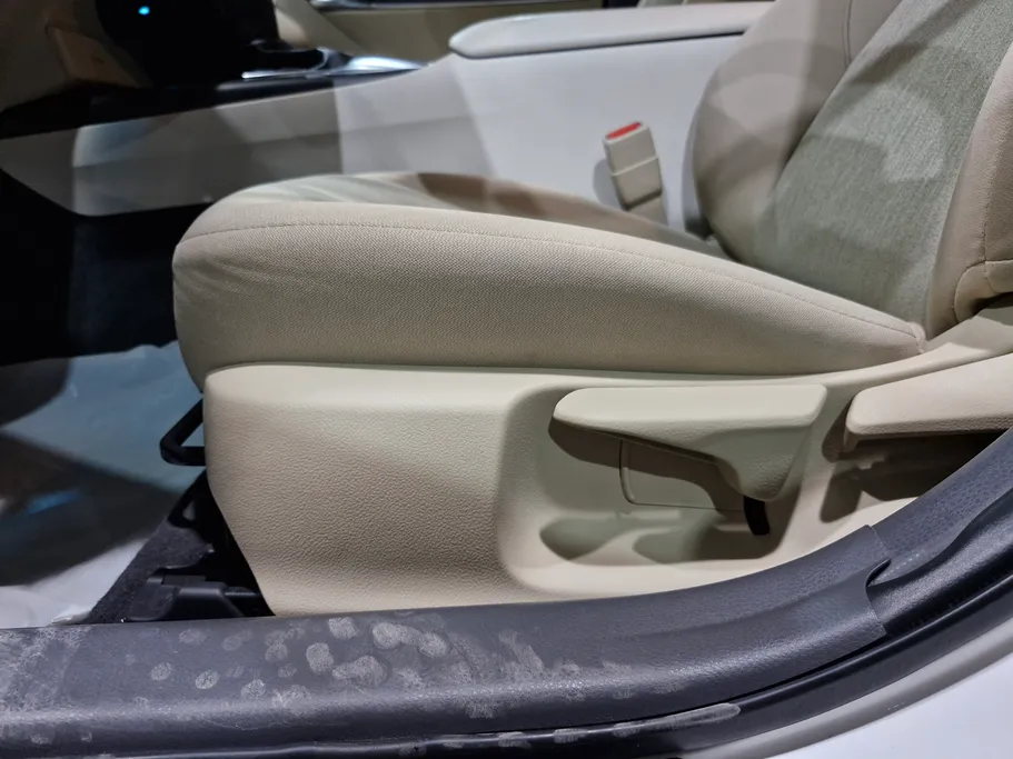 2023 Toyota Camry  LE 