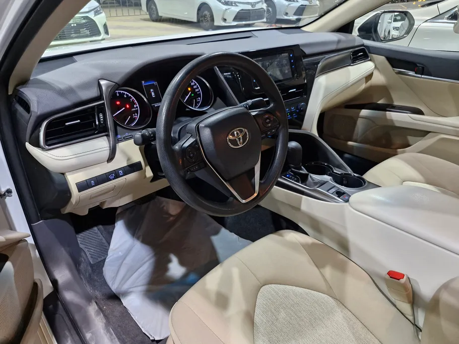 2023 Toyota Camry  LE 