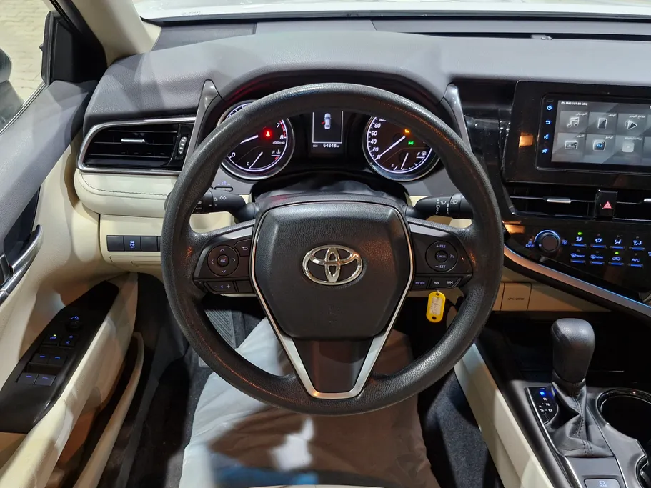 2023 Toyota Camry  LE 