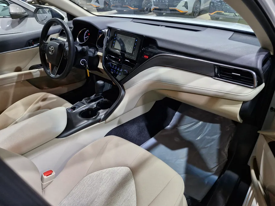 2023 Toyota Camry  LE 