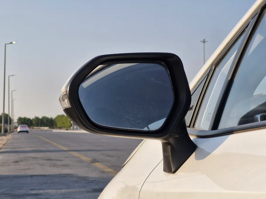 تويوتا كورولا GLI HEV Moonroof 2024 