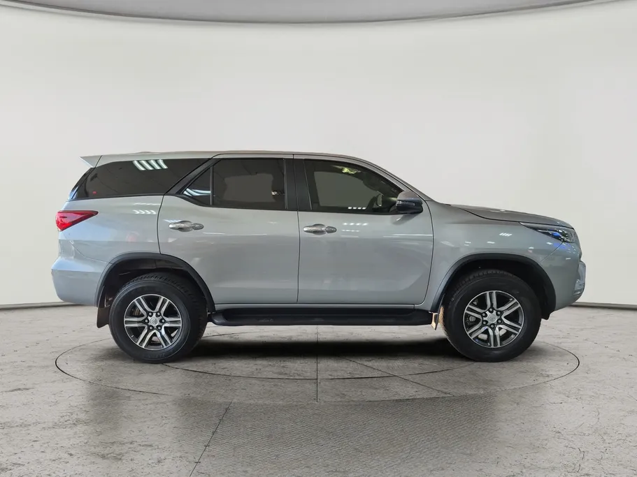 2025 Toyota Fortuner GX 