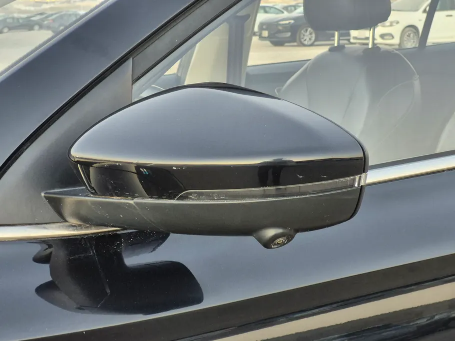 2022 MG 5 LUX 