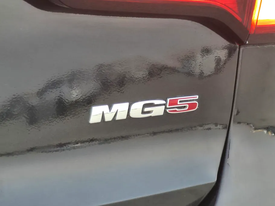 2022 MG 5 LUX 