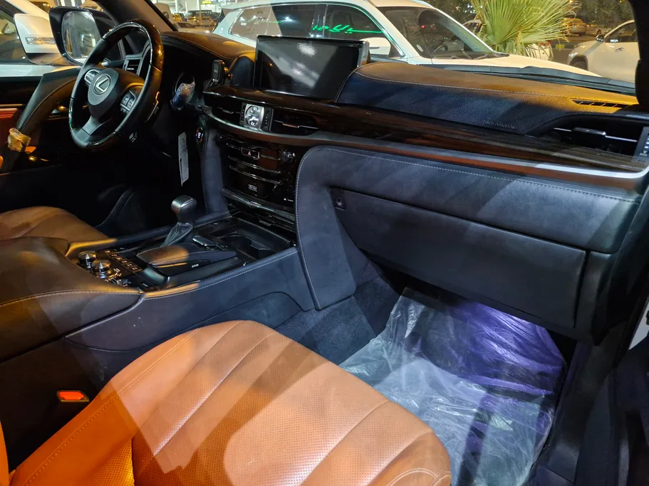 2018 Lexus LX 570 S 