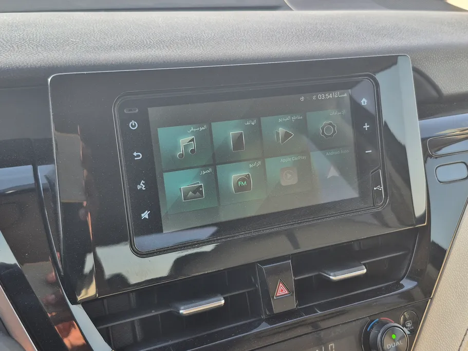 2022 Toyota Camry  LE HEV 