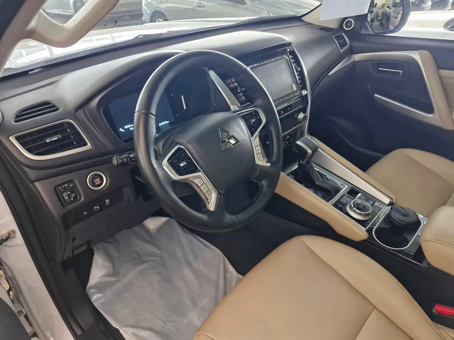 ميتسوبيشي  مونتيرو سبورت GLS-HL-Premium 2023 