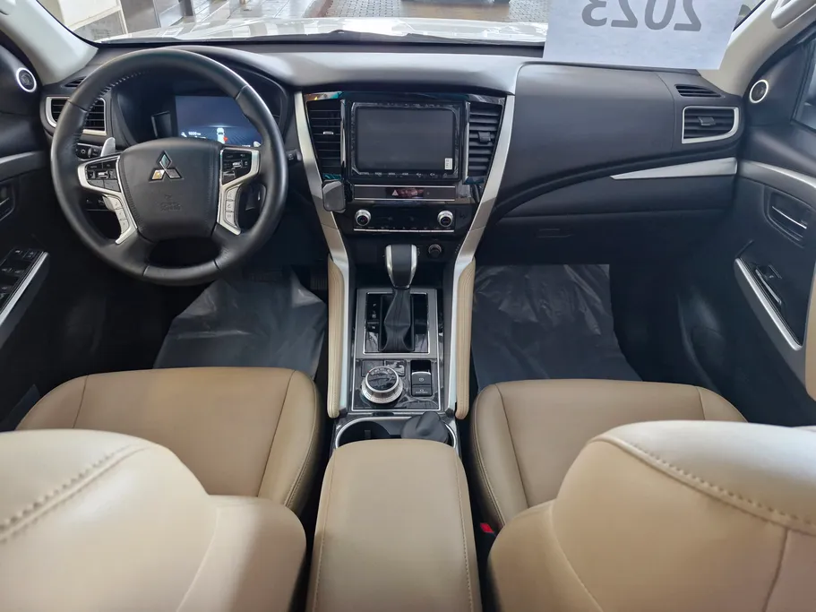 ميتسوبيشي  مونتيرو سبورت GLS-HL-Premium 2023 