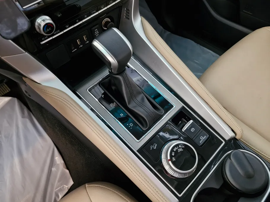 ميتسوبيشي  مونتيرو سبورت GLS-HL-Premium 2023 