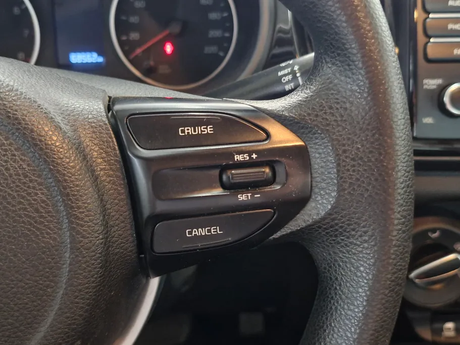 2024 Kia Pegas GL 