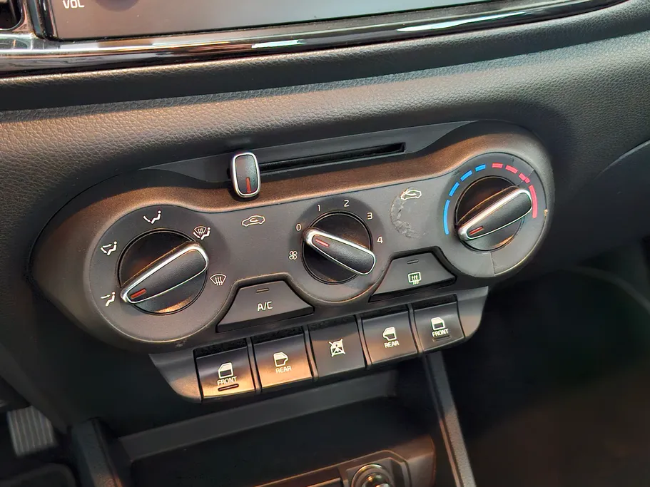 2024 Kia Pegas GL 