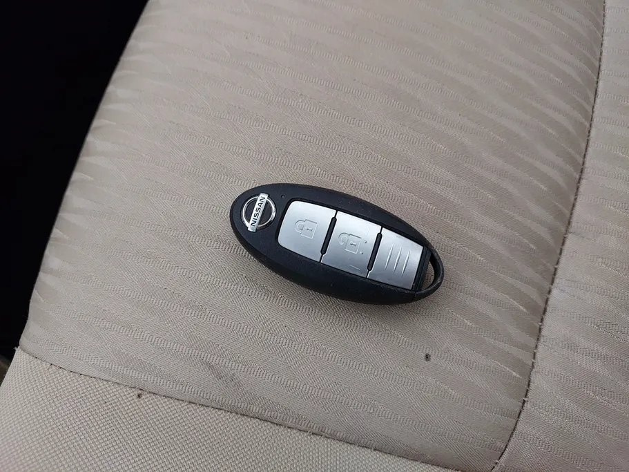 2022 نيسان Xtrail S 5 Seats 