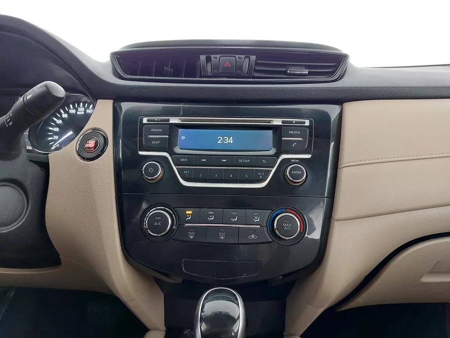 2022 نيسان Xtrail S 5 Seats 