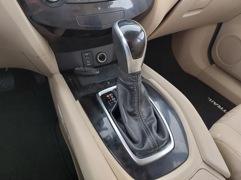 2022 نيسان Xtrail S 5 Seats 