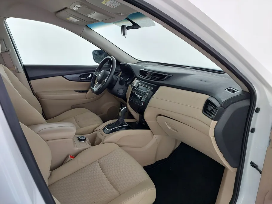 2022 نيسان Xtrail S 5 Seats 