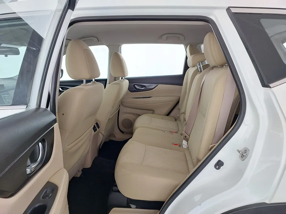 2022 نيسان Xtrail S 5 Seats 