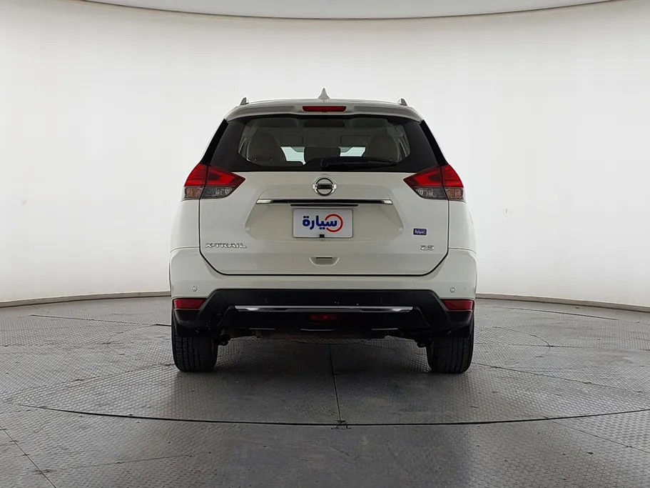 2022 نيسان Xtrail S 5 Seats 