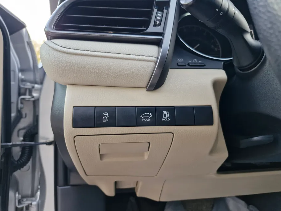 2023 Toyota Camry  LE 