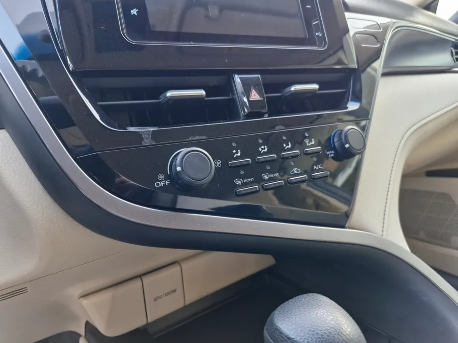2023 Toyota Camry  LE 
