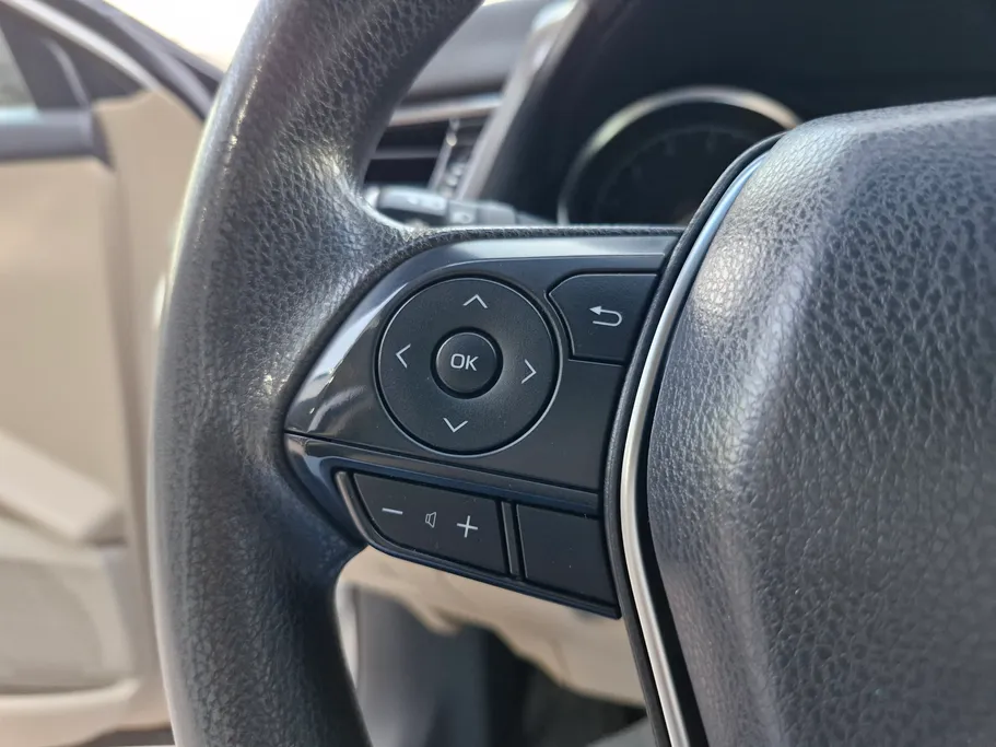 2023 Toyota Camry  LE 