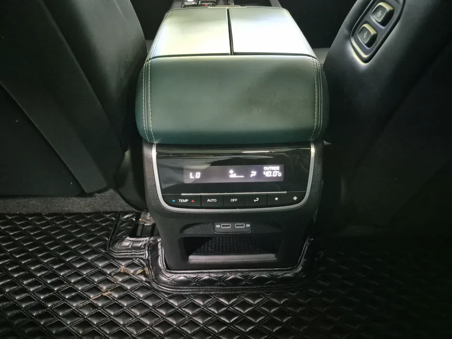 2024 GAC GS8 GT 