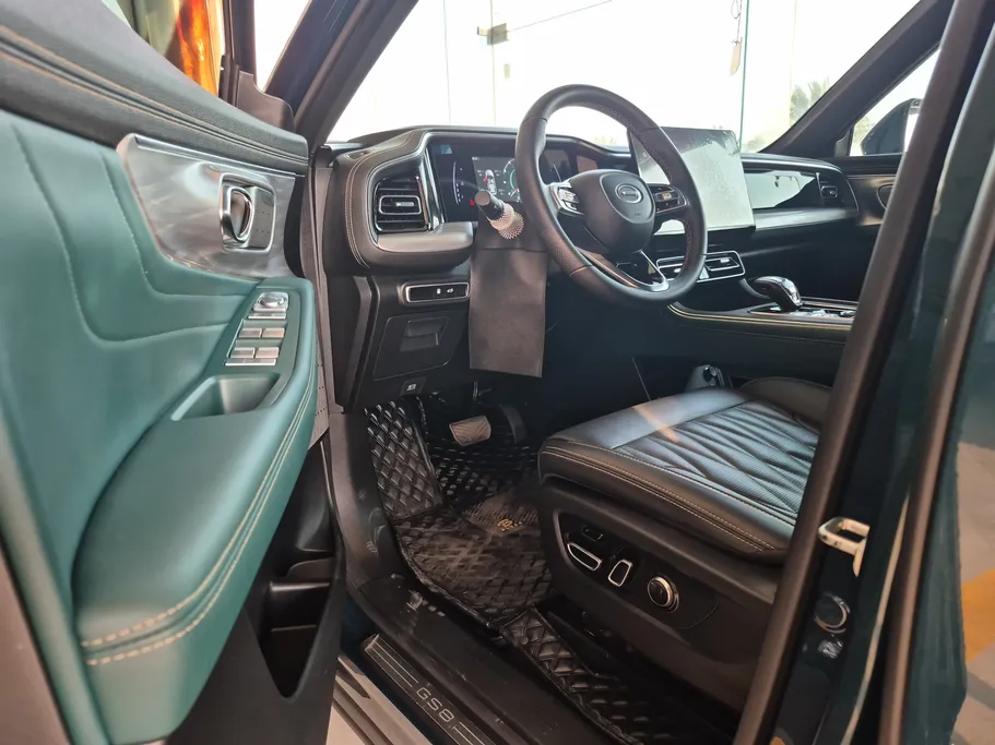 2024 GAC GS8 GT 
