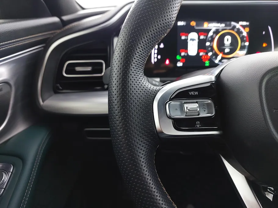 2024 GAC GS8 GT 