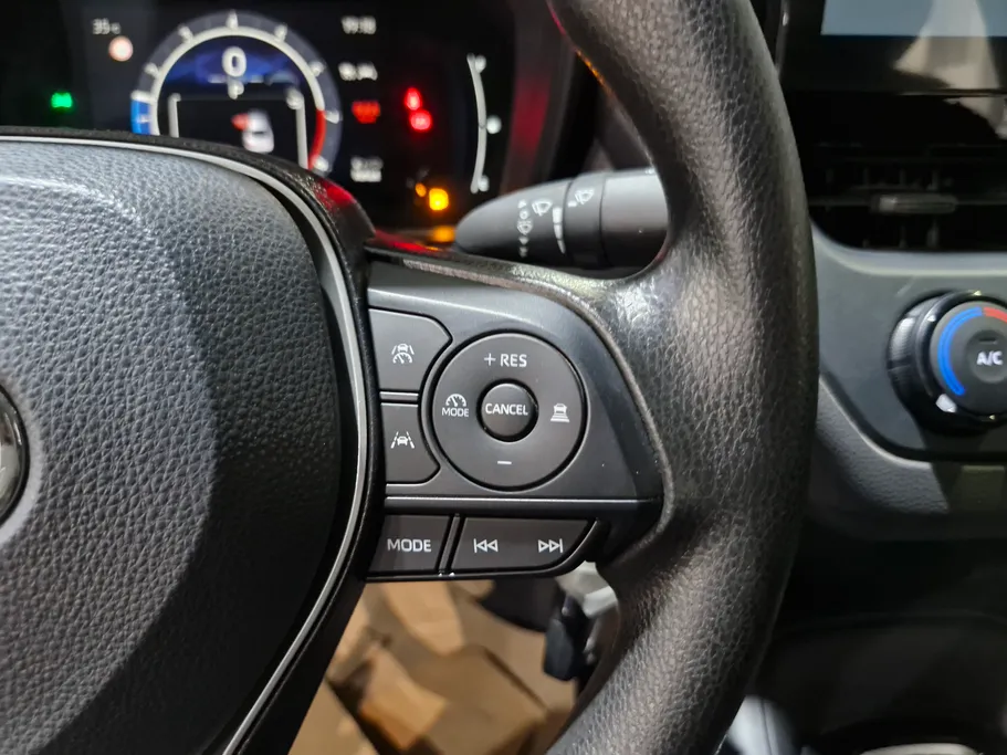 2024 Toyota Corolla XLI 