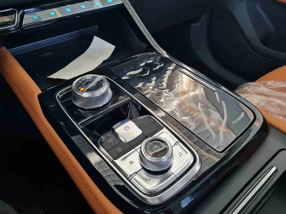 فورد تريتوري تيتانيوم 2026 