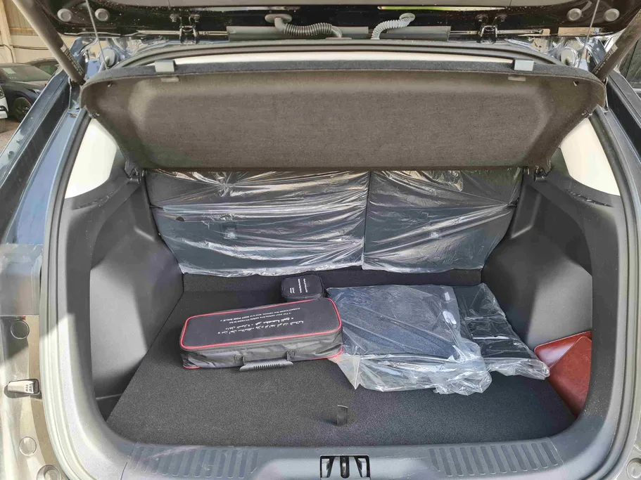 فورد تريتوري تيتانيوم 2026 