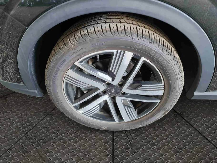 فورد تريتوري تيتانيوم 2026 