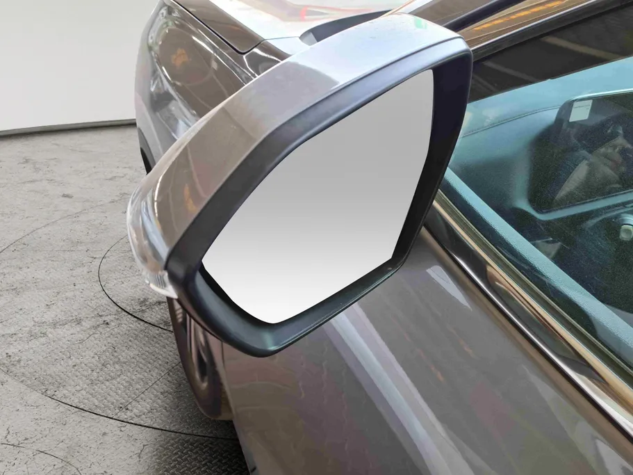 فورد تريتوري تيتانيوم 2026 