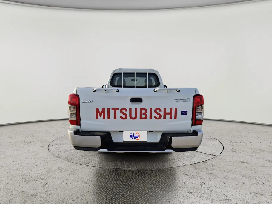 2021 Mitsubishi L200 SC 4x2 