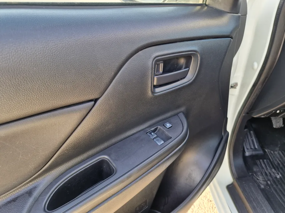 2021 Mitsubishi L200 SC 4x2 