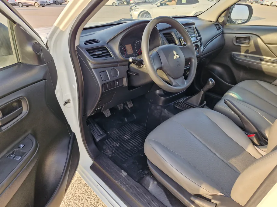 2021 Mitsubishi L200 SC 4x2 