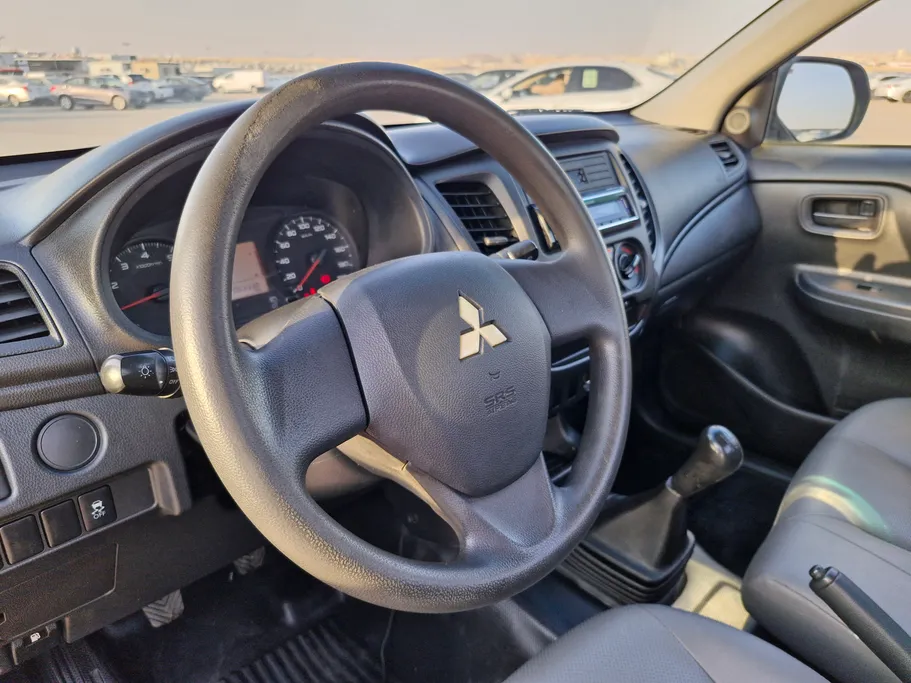 2021 Mitsubishi L200 SC 4x2 