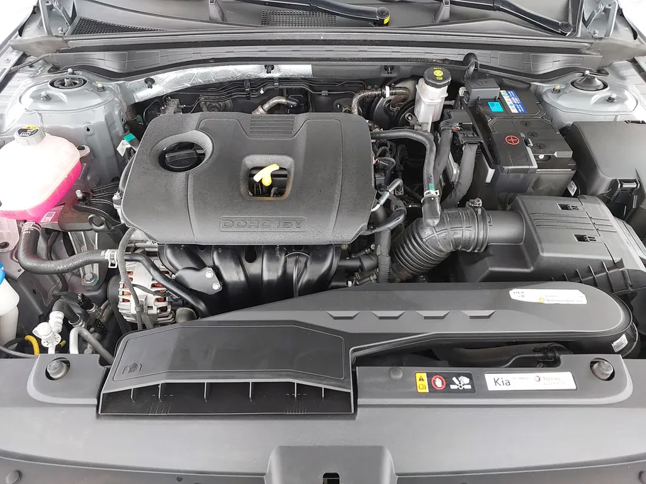 2023 Kia K5 LX2 