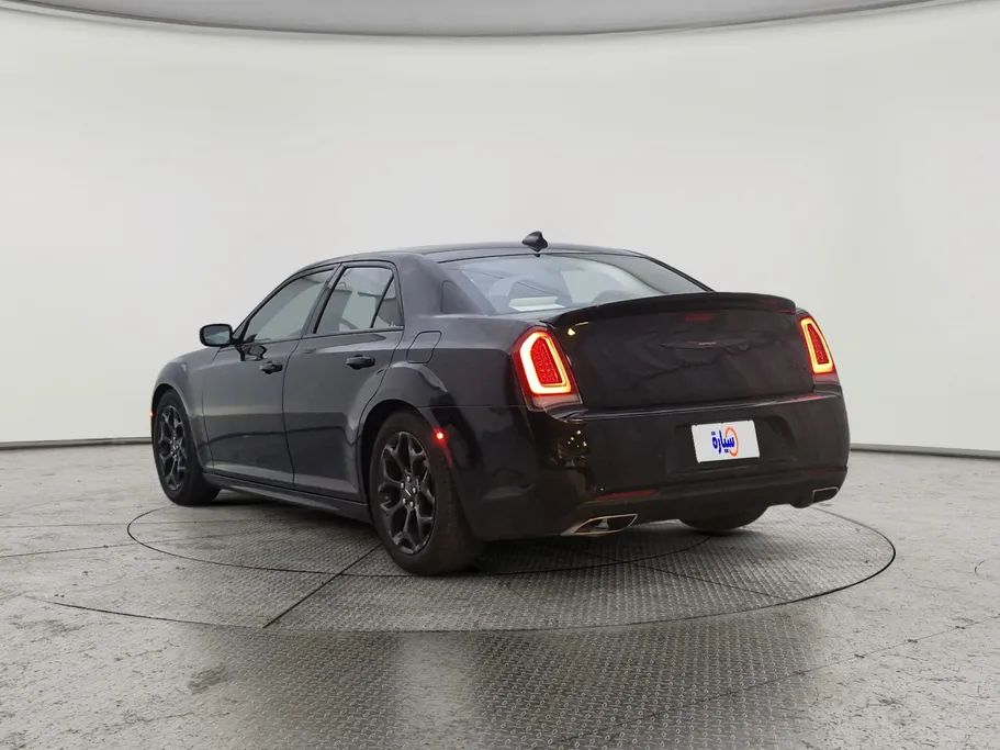 كرايسلر 300 S 2022 