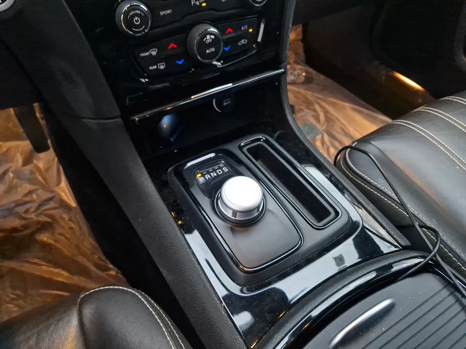 كرايسلر 300 S 2022 