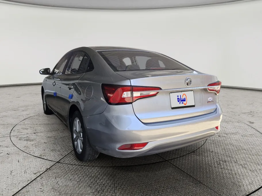 2022 MG 5 STD 