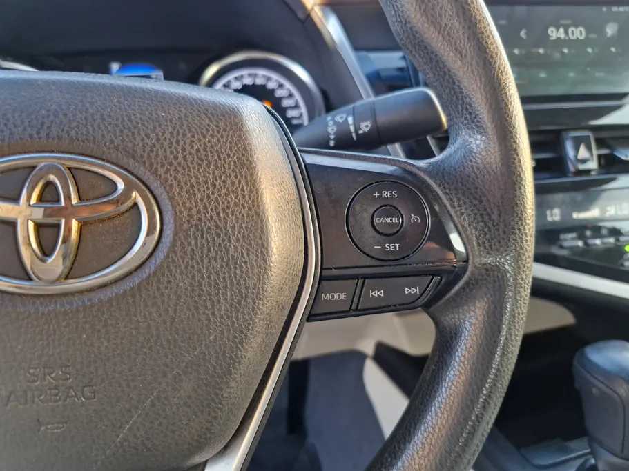 2022 Toyota Camry  LE 