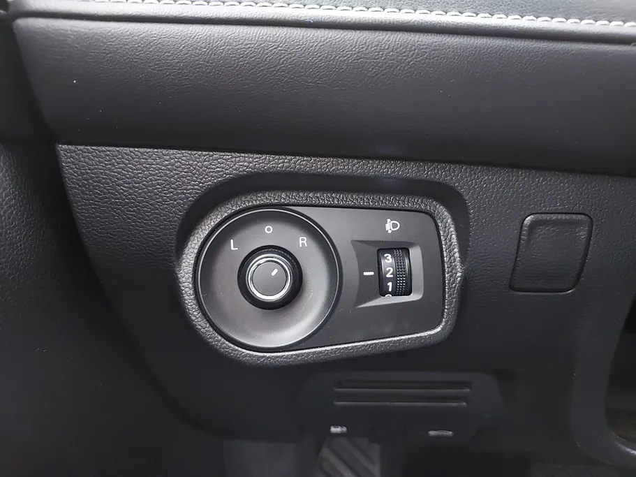 2022 MG 5 STD 