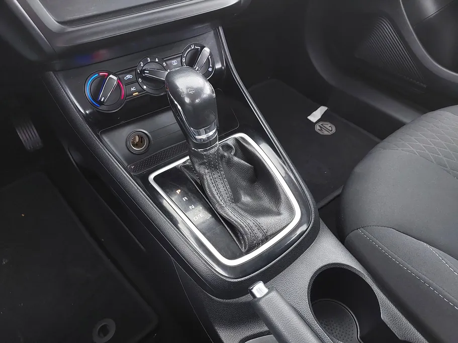 2022 MG 5 STD 