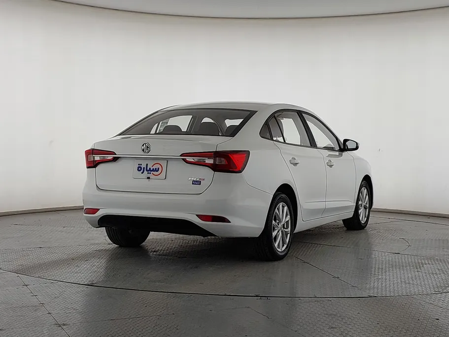 2022 MG 5 STD 