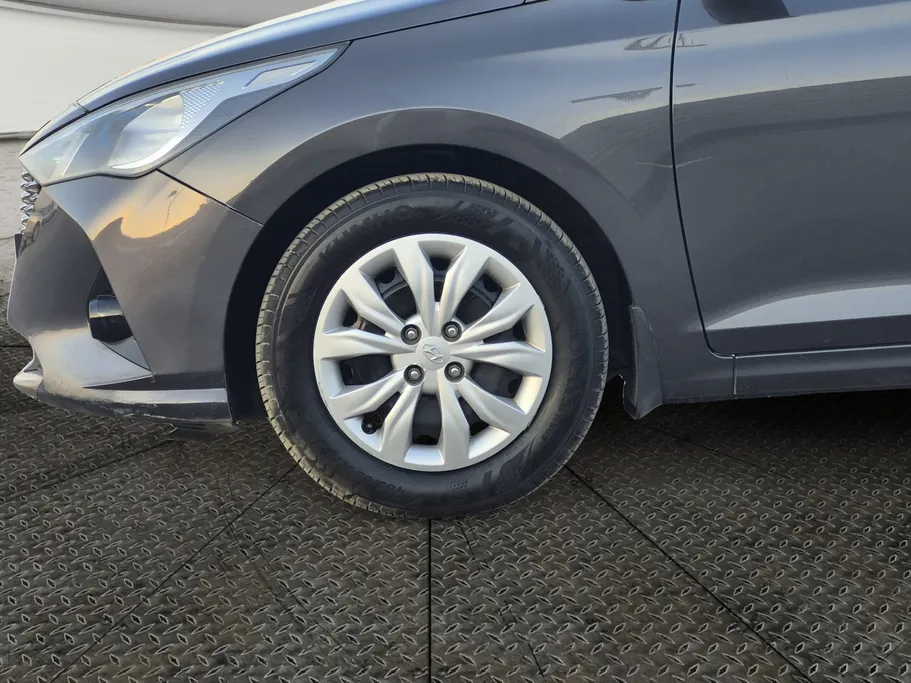 2022 Hyundai Accent Smart 