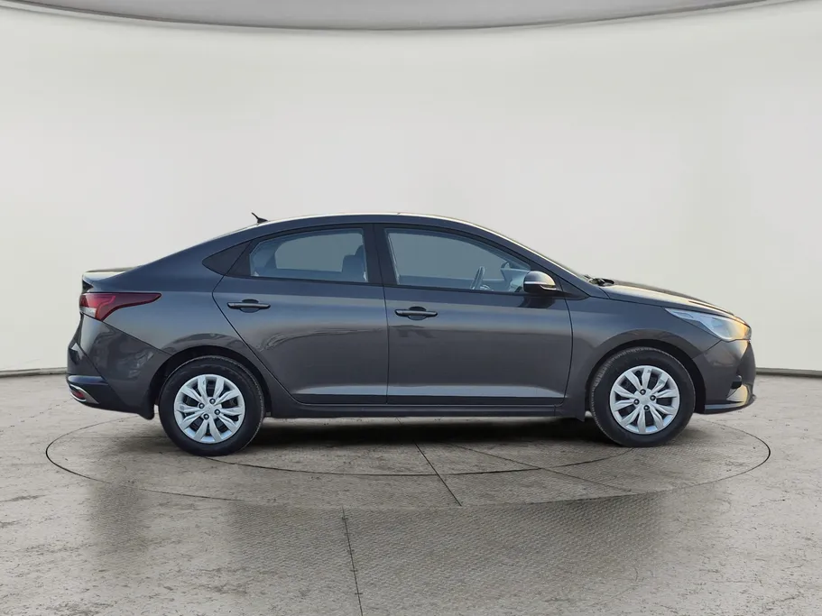 2022 Hyundai Accent Smart 