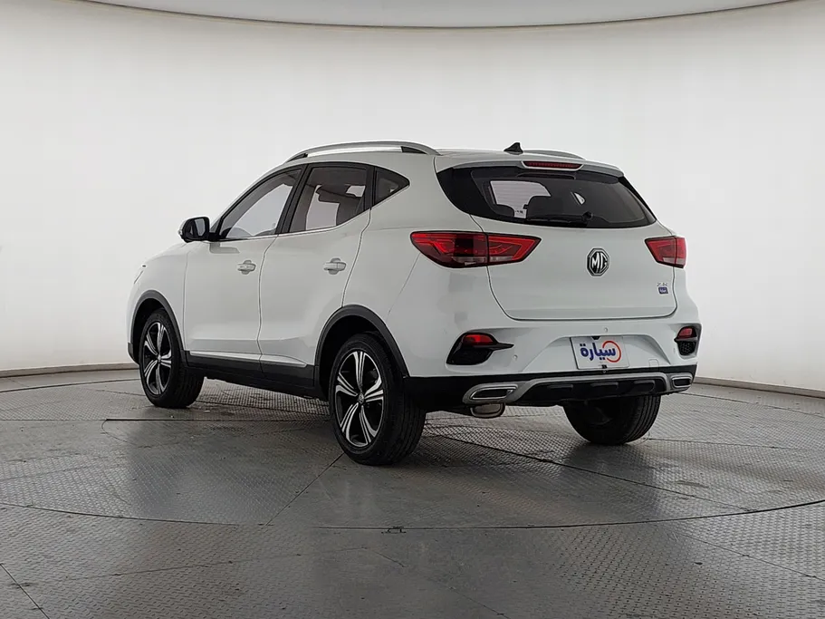 2023 MG ZS LUX 