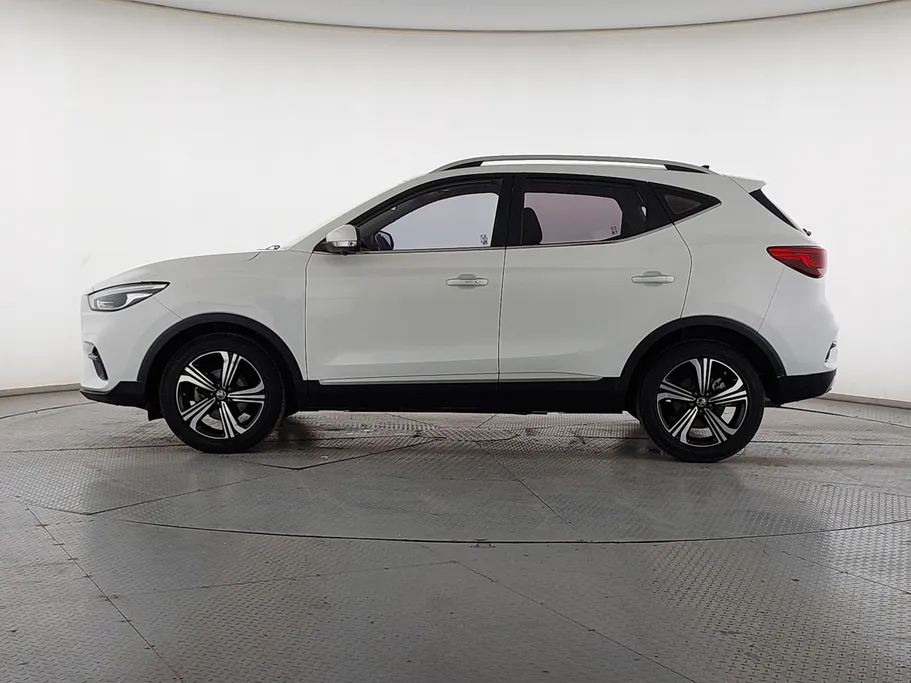 2023 MG ZS LUX 